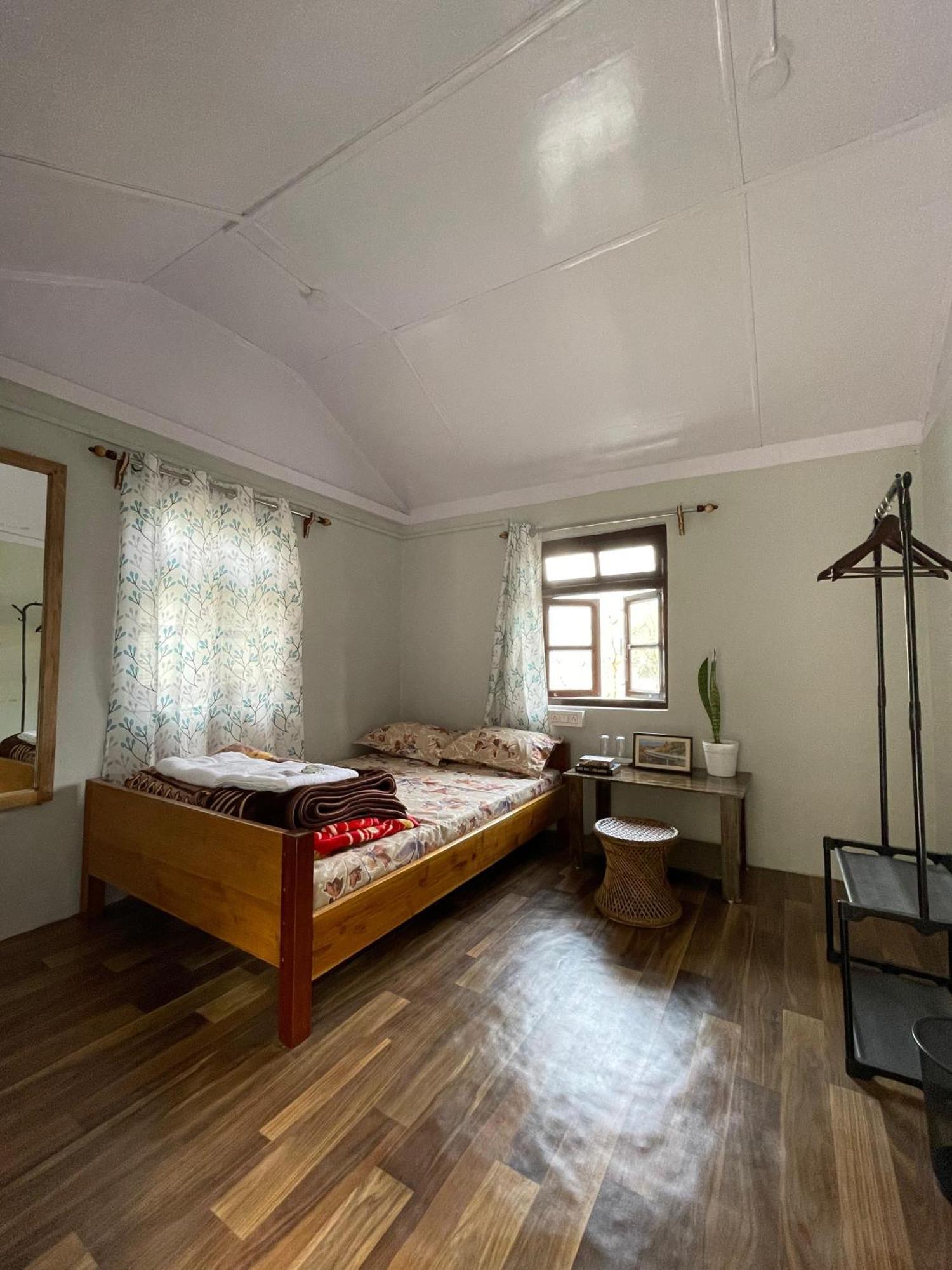 Pakha Dhim Homestay